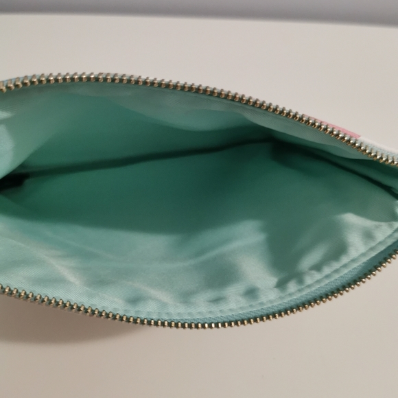 NWOT Indigo Ice Cream Print Pouch - Picture 3 of 6